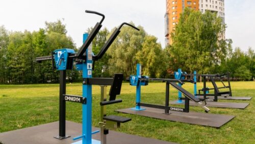 Sākti jaunu sporta un atpūtas laukumu būvdarbi vairākās Rīgas apkaimēs